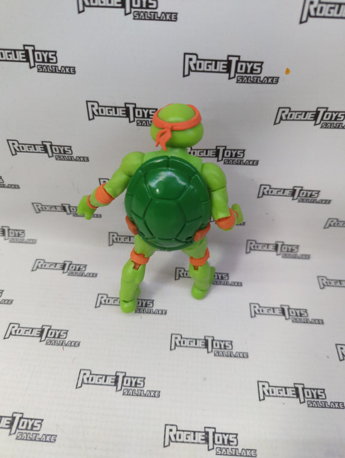 BST AXN Teenage Mutant Ninja Turtles  Michelangelo