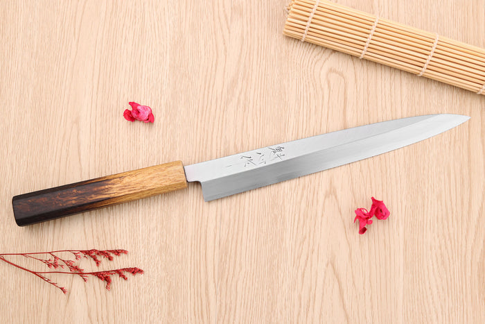 Couteau yanagiba 24cm japonais artisanal Nakamura Kaishin Saku WS2 en chêne